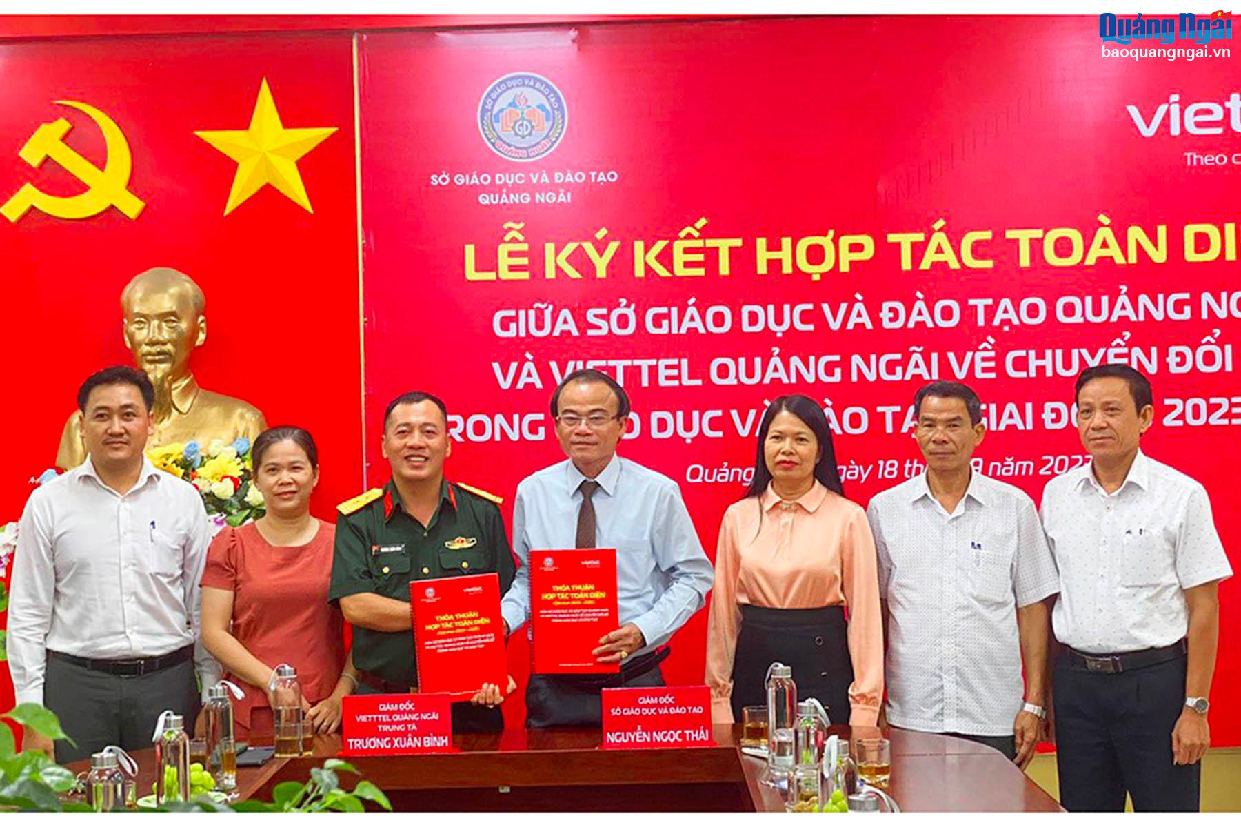 Sở GD&ĐT và Viettel Quảng Ngãi ký kết hợp tác chuyển đổi số
