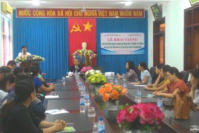 Khai mạc Khóa bồi dưỡng nâng cao năng lực nghiệp vụ cho giáo viên tiếng Anh