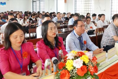Hội thảo dạy thí điểm các môn học bằng tiếng Anh