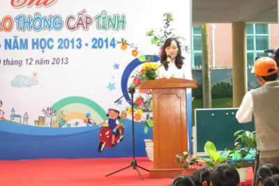 KHAI MẠC HỘI THỊ “BÉ VỚI AN TOÀN GIAO THÔNG” NGÀNH HỌC MẦM NON, NĂM HỌC 2013-2014