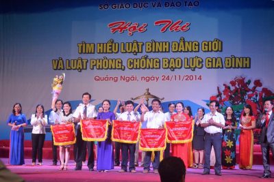 Ngành Giáo dục và Đào tạo tổ chức Hội thi tìm hiểu “Luật Bình đẳng giới và Luật Phòng, chống bạo lực gia đình” cấp tỉnh năm 2014