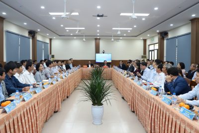 Triển khai hợp tác giữa Đại học Đà Nẵng với Tỉnh Quảng Ngãi trọng tâm về đào tạo nguồn nhân lực: Tư duy mới, cách làm mới, gắn kết hiệu quả giáo dục phổ thông với giáo dục đại học